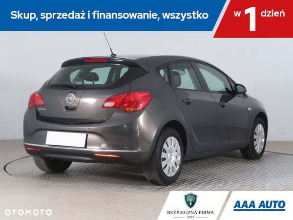 Opel Astra - 6