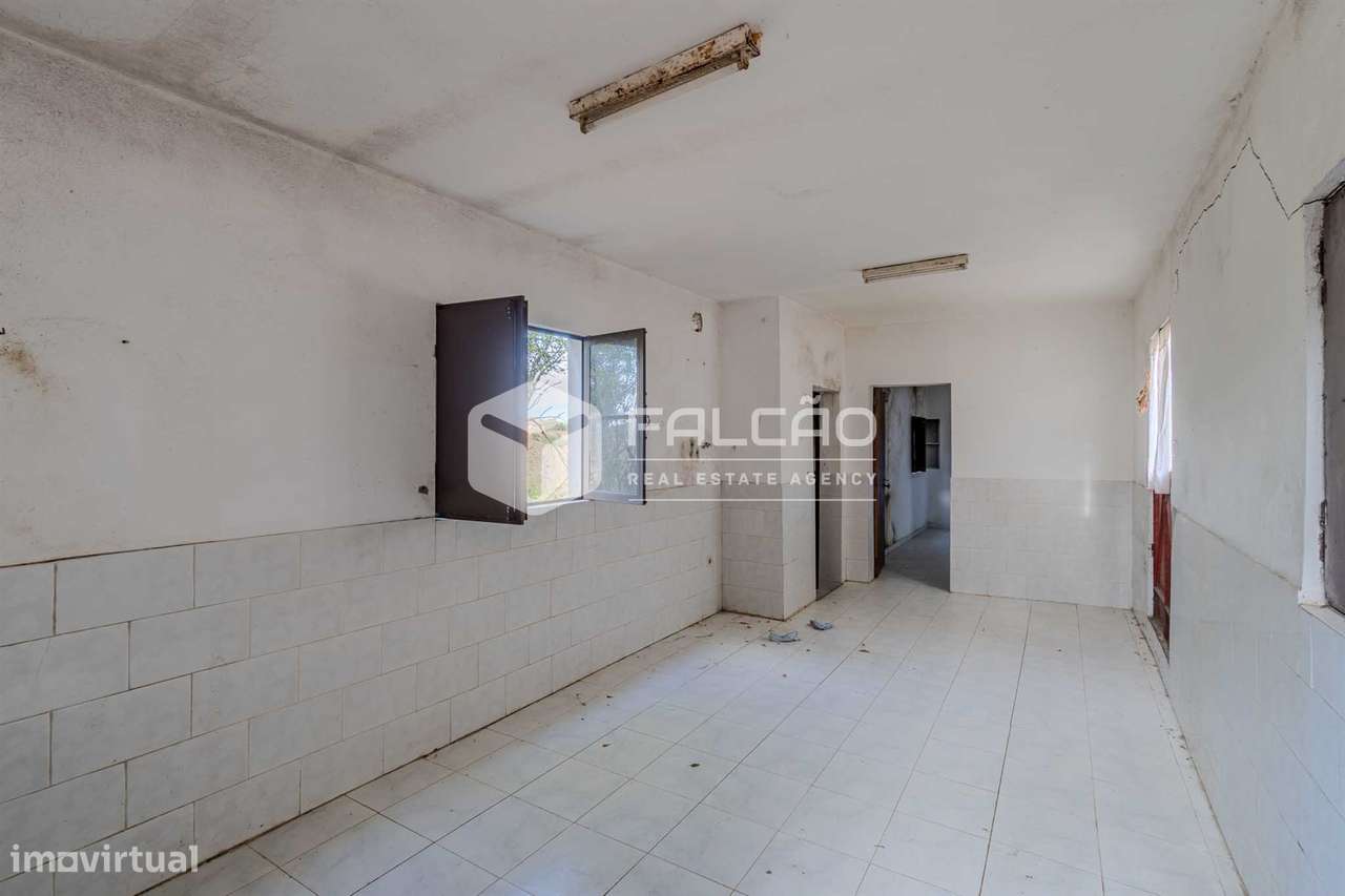 Moradia para Restaurar T2+2 Venda em Casével e Vaqueiros,Santarém-27