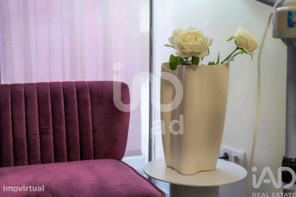 Loja / Estabelecimento Comercial em Faro (Sé e São Pedro) de 35,00 m2 - Grande imagem: 5/21