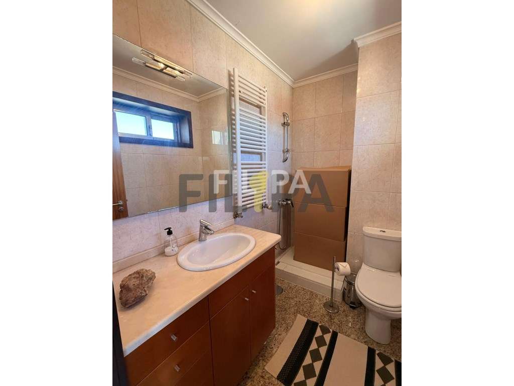 Moradia T5 na Maia com Jardim, Conforto e Excelentes Equipamentos 5...-26