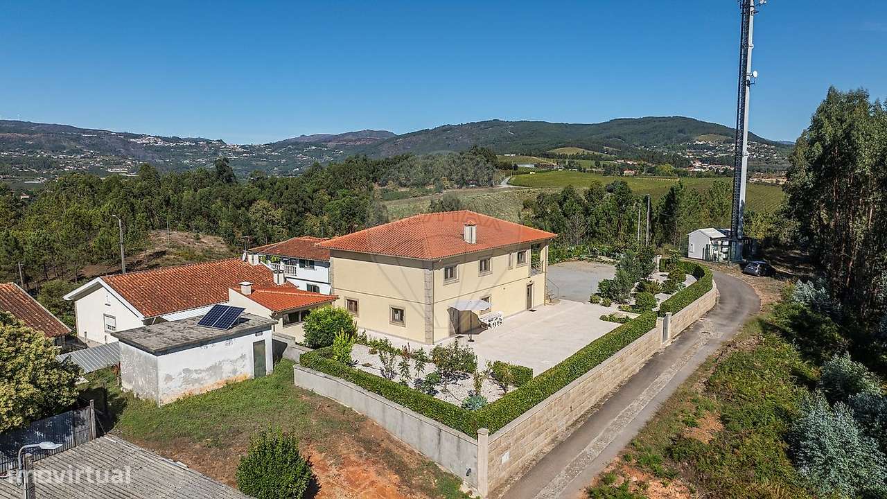 Moradia T6 para venda-41