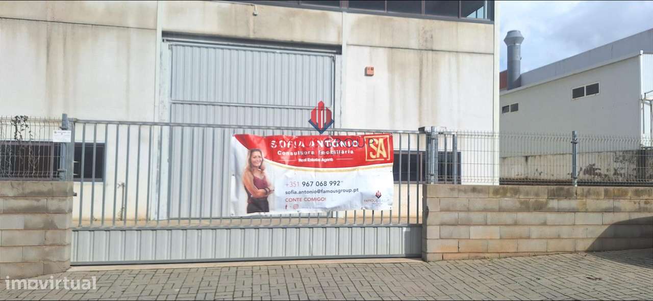 Armazém para serviços e indústria- Pateiro -Lagoa - Grande imagem: 2/44