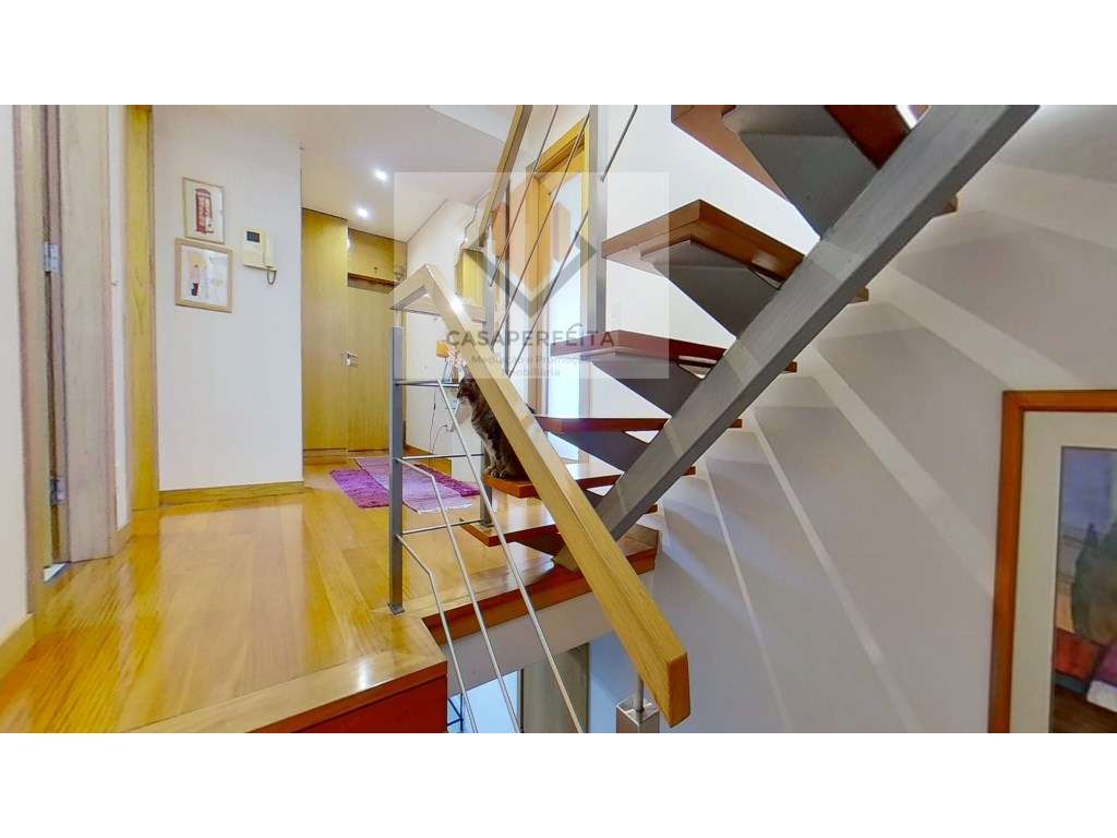 Moradia T3 + Escritório com Espaço Exterior - Mafamude - Junto a Sa...-22