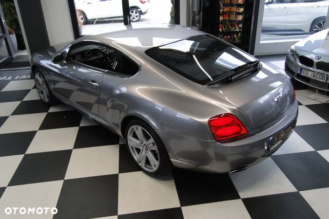 Bentley Continental GT Standard - 12