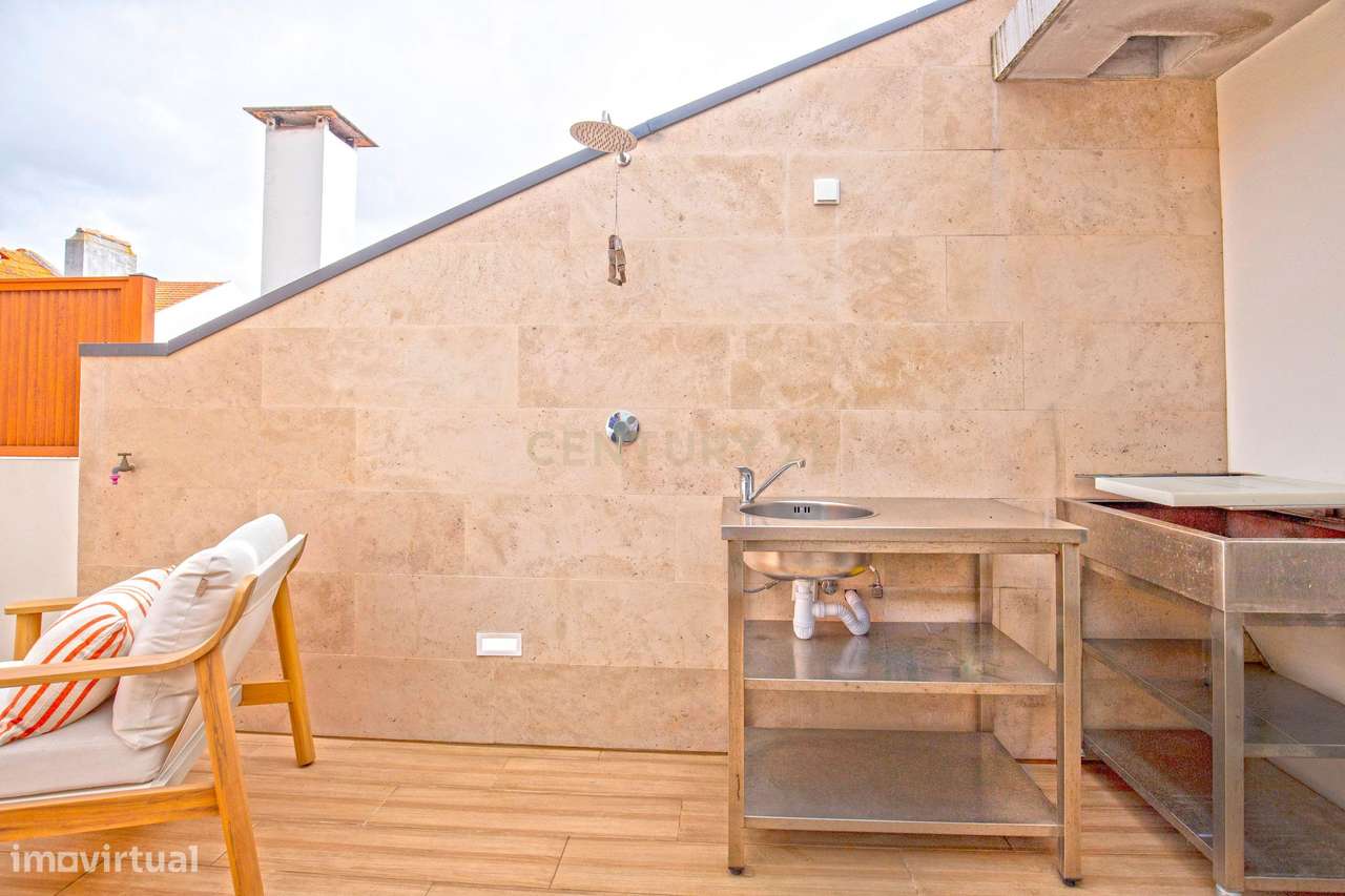 Moradia Contemporânea T3 com Terraço no Coração do Bairro do Troino –-56