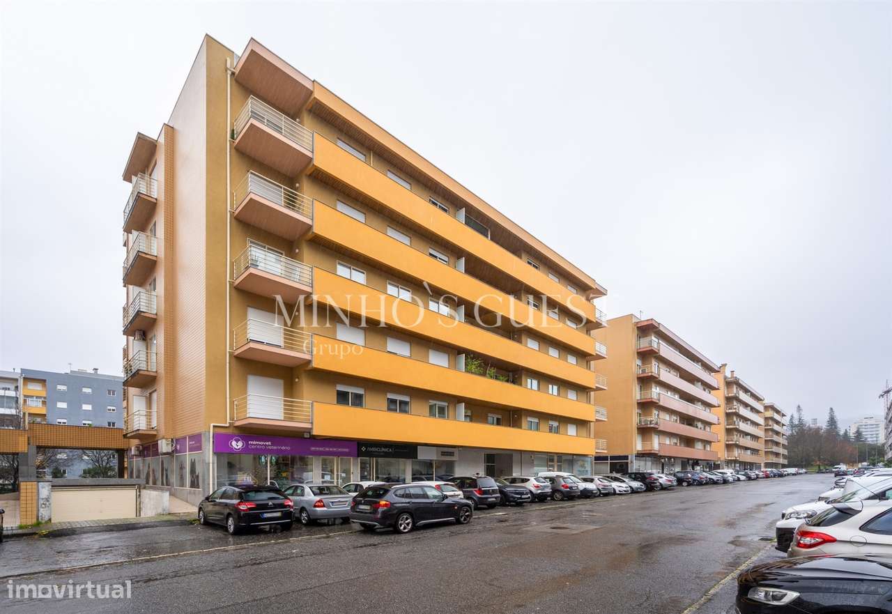 Apartamento T3 c/ varanda, AC e Garagem Fechada - São Vítor, Braga-27