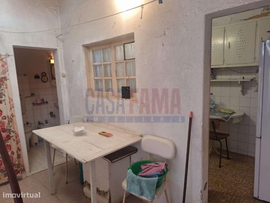 Moradia T5 histórica no coração de Silves, Faro-8