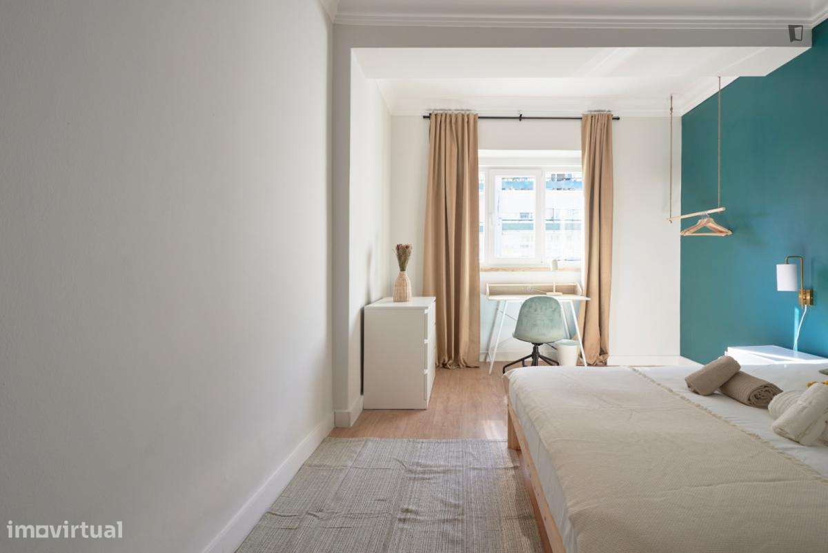 Quarto - localizado em Roma-Areeiro Lisbon - Grande imagem: 5/8