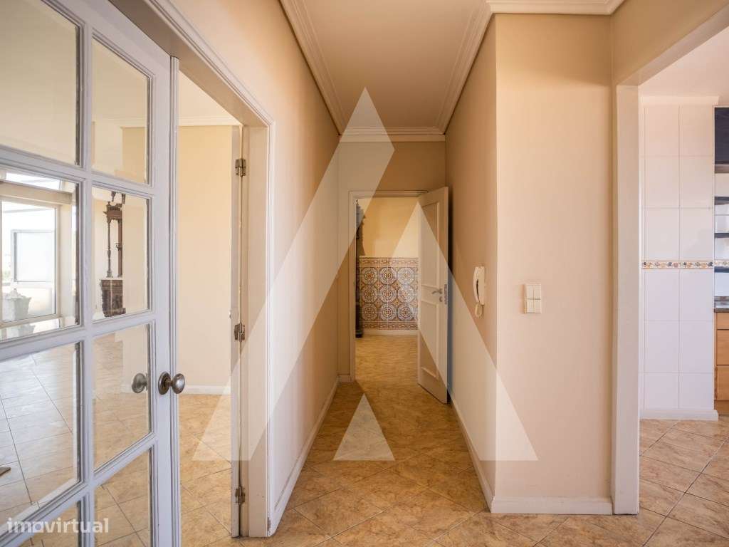 Apartamento T4 com Terraço de 90 m² no Centro de Aveiro-20