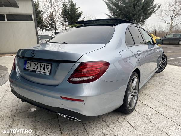 Mercedes-Benz E 220 d T 9G-TRONIC - 3