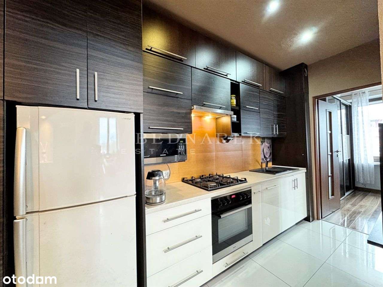 Tychy mieszkanie 4 pokojowe 370 000 zł-1