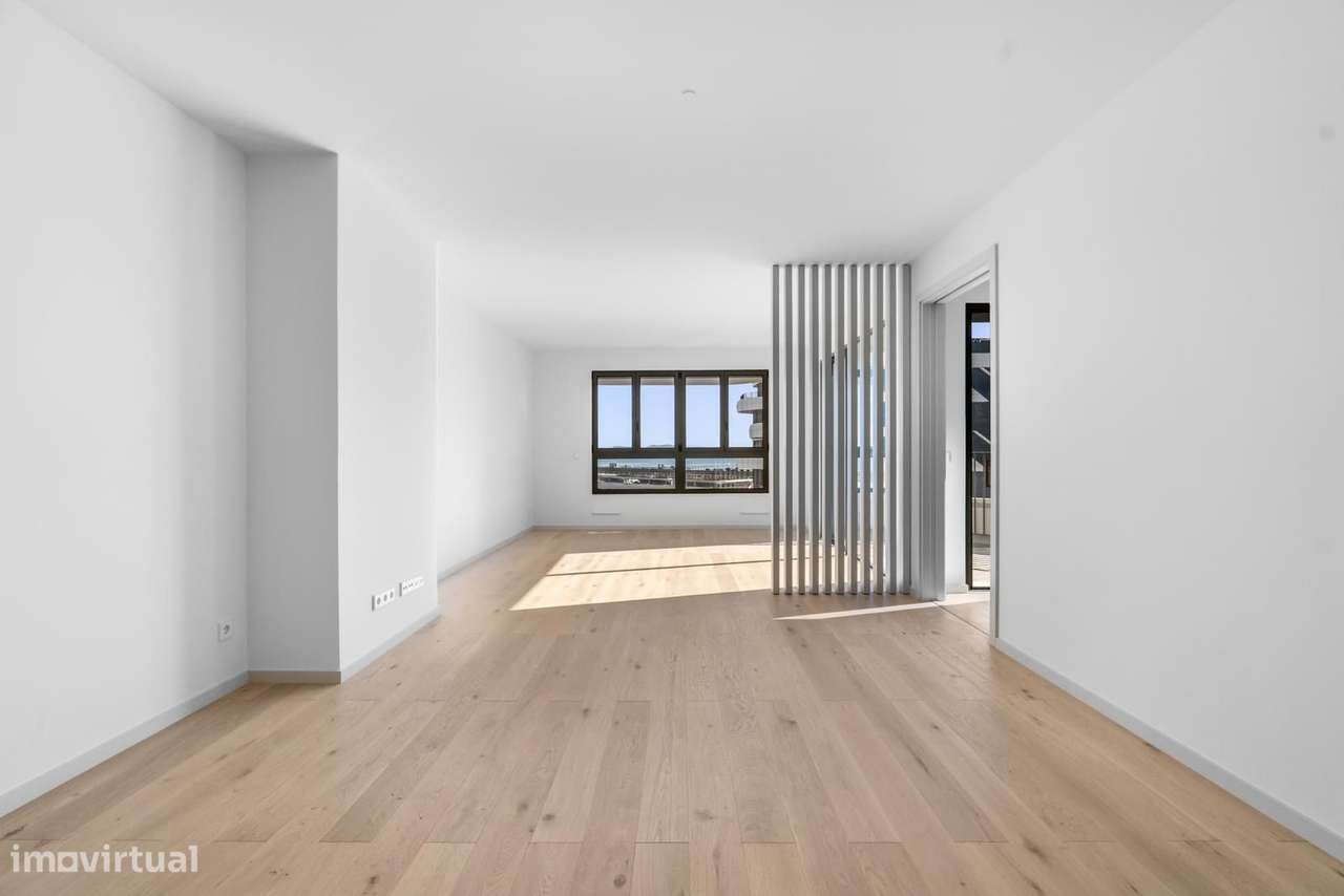 Apartamento T4 com piscina, Parque das Nações, Lisboa-12