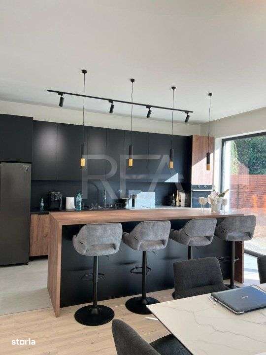 Vila individuala cu piscina exterioara si garaj | Erou Iancu Nicolae - Imagine principală: 4/19