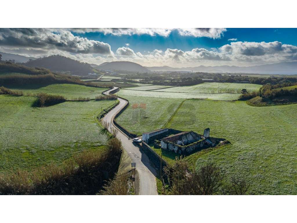 Produto Único, junto ao Porto e Farol da Ribeirinha, Ponta do Cintr...-8