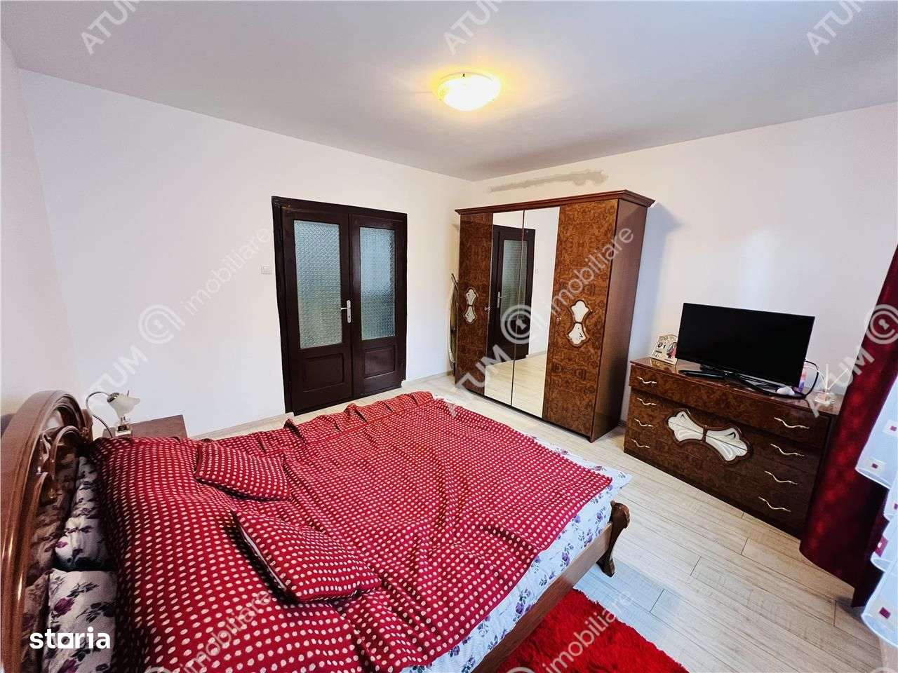 Casa individuala 4 camere si teren de 395 mp zona Trei Stejari Sibiu - Imagine principală: 3/20