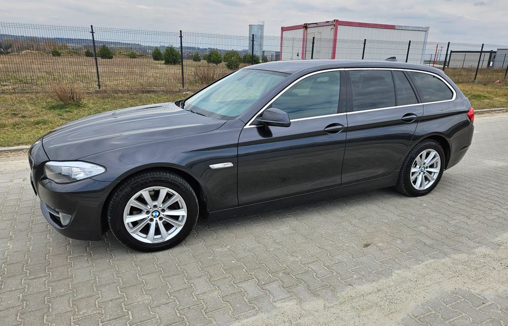 BMW 5 Series F10/F11 520d 2012