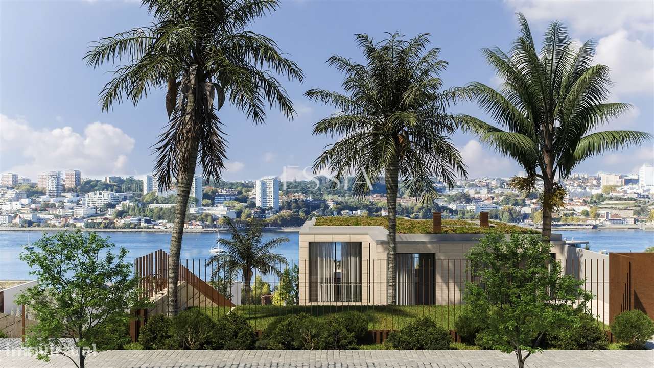 Canidelo | Moradia de Luxo com Vistas Rio e Mar em Condomínio Privado-0