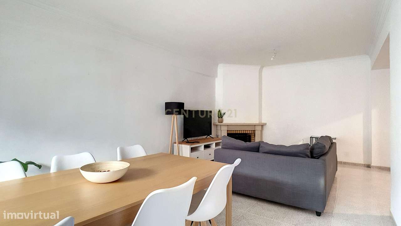 Arrendamento — Espaçoso T2 na Idanha, Belas, Sintra - Grande imagem: 4/12