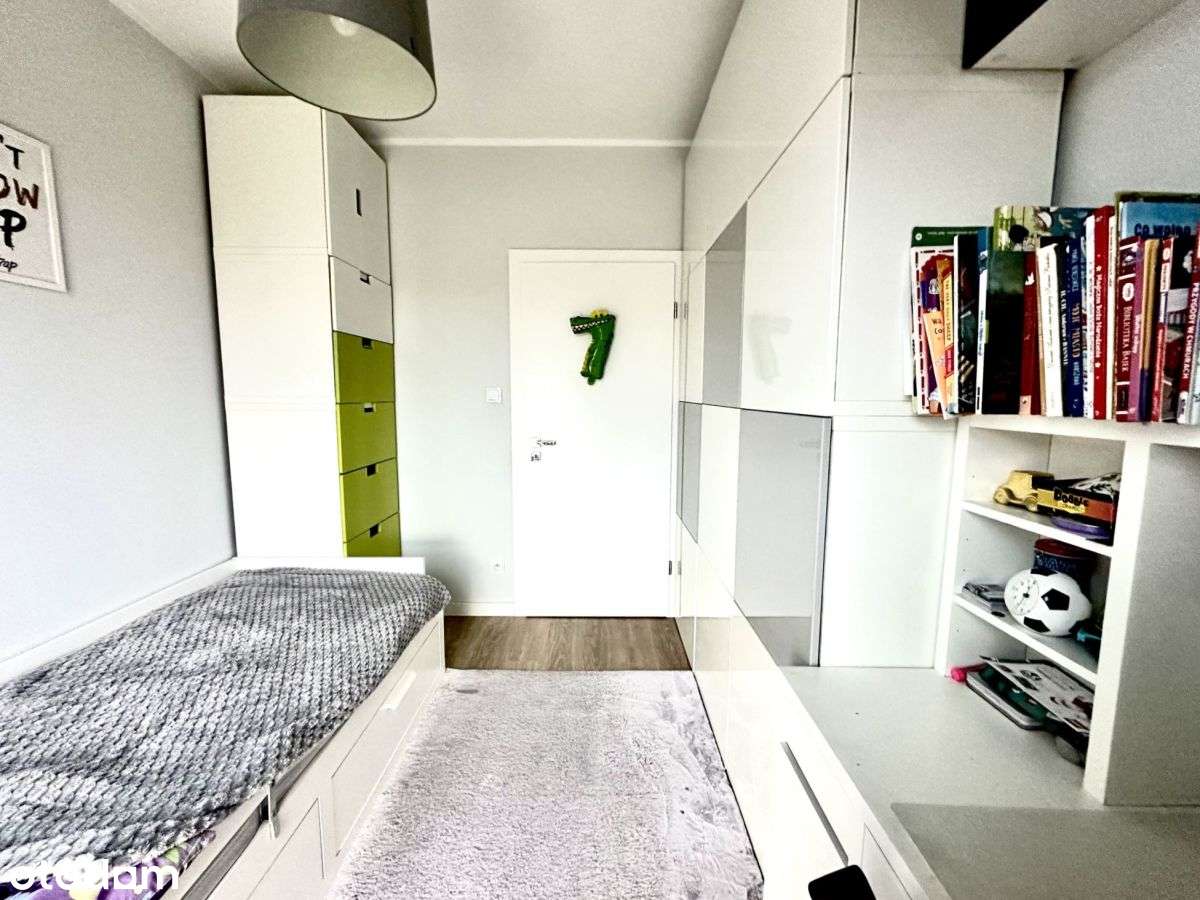 Do wprowadzenia•3 pokoje•2 łazienki•Balkon•Garaż-4