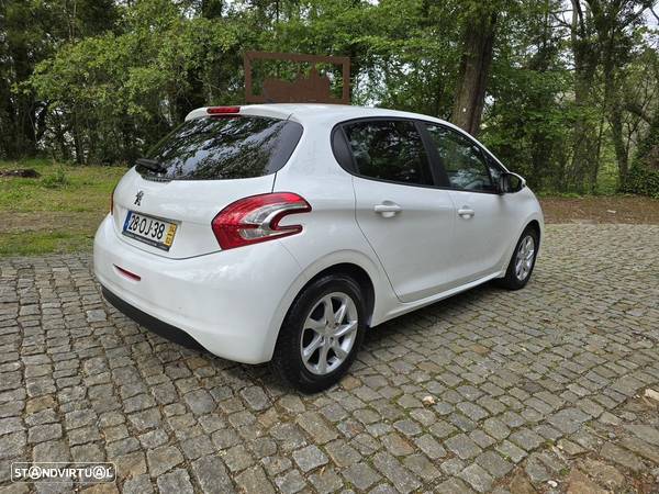 Peugeot 208 1.2 VTi Active - 14