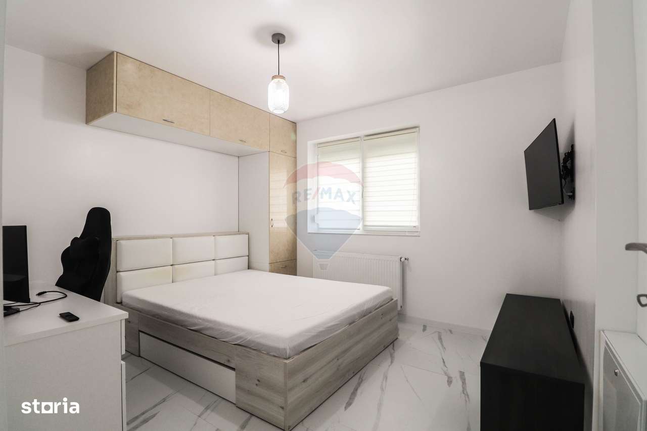 Casă cu 5 camere de vânzare Dezmir - Imagine principală: 5/20