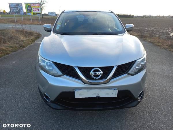 Nissan Qashqai 1.5 dCi N-Connecta - 9