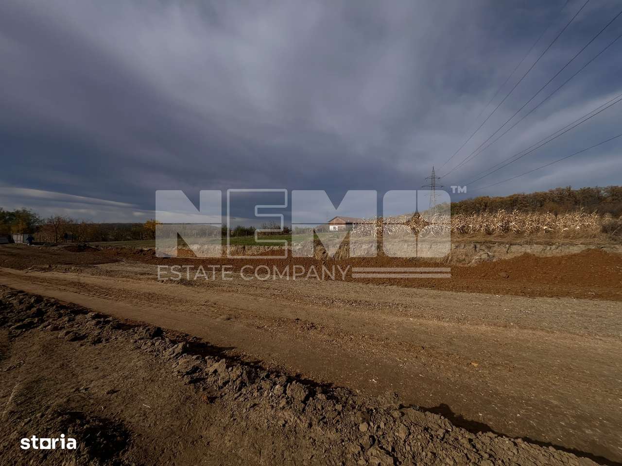 Teren De Vanzare  Intravilan  31 Ari I Suceava/Burdujeni  I 38.000Euro - Imagine principală: 3/5
