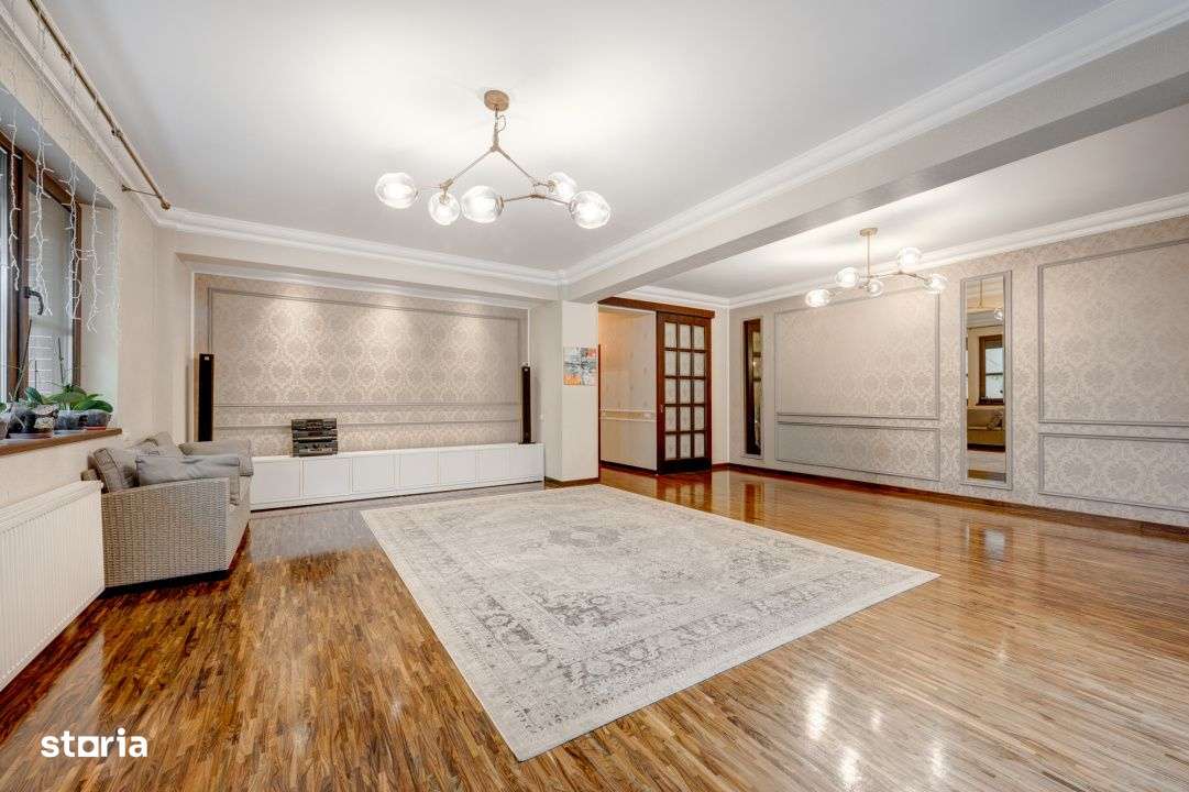 Apartament 170mp utili, 77mp curte si 3 locuri parcare, Parc Bazilescu