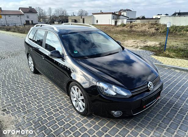 Volkswagen Golf 2.0 TDI DPF DSG Highline - 11