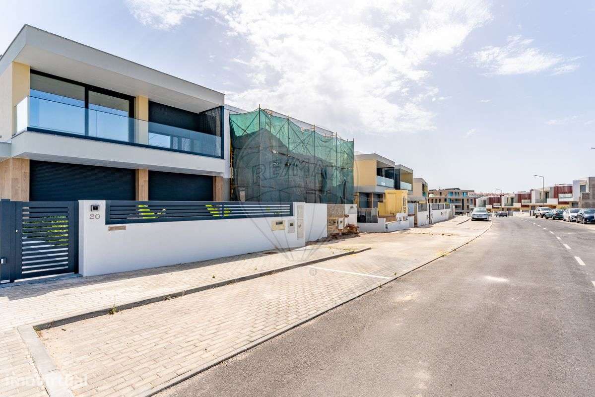 Moradia T4 para venda - Grande imagem: 4/44