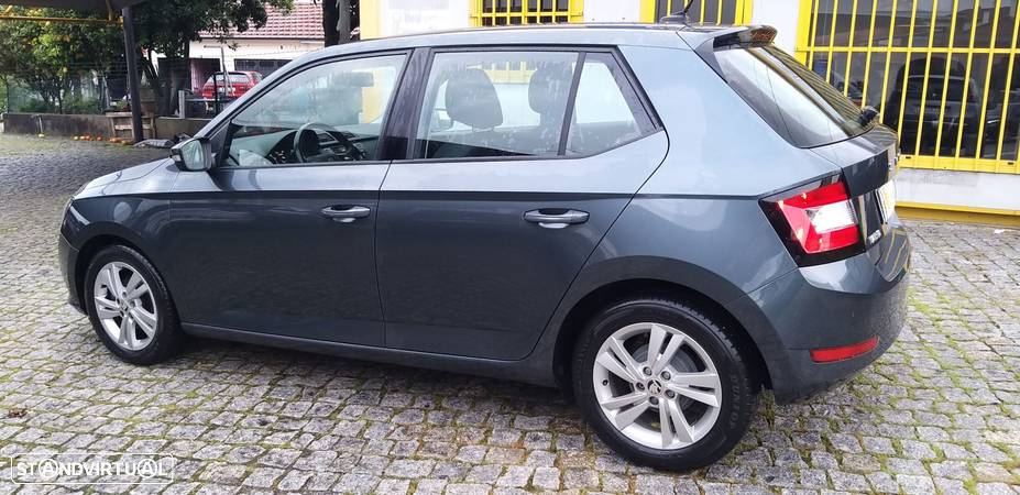 Skoda Fabia 1.0 TSI Ambition - 6