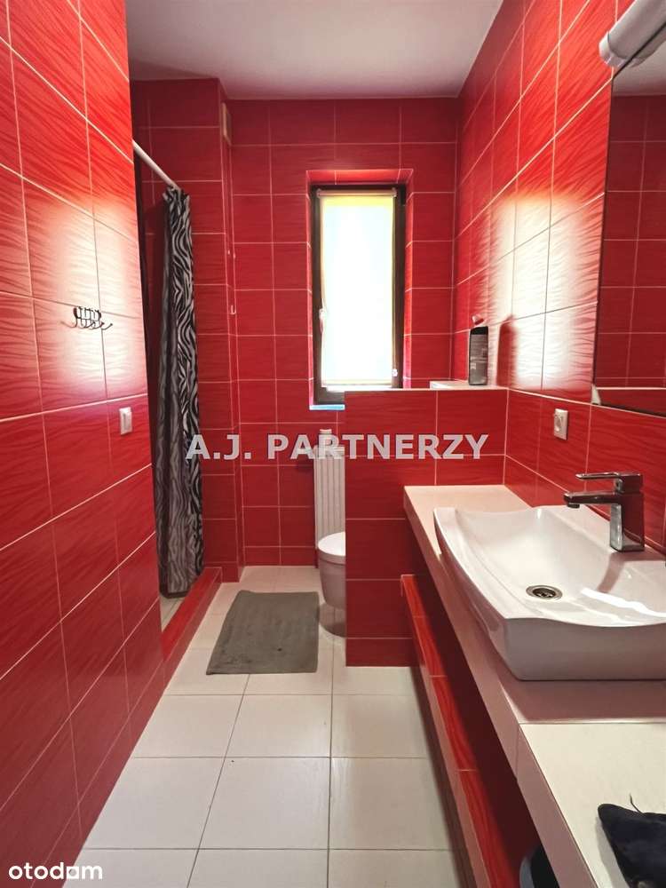 Dom poza miastem na dużej działce-10