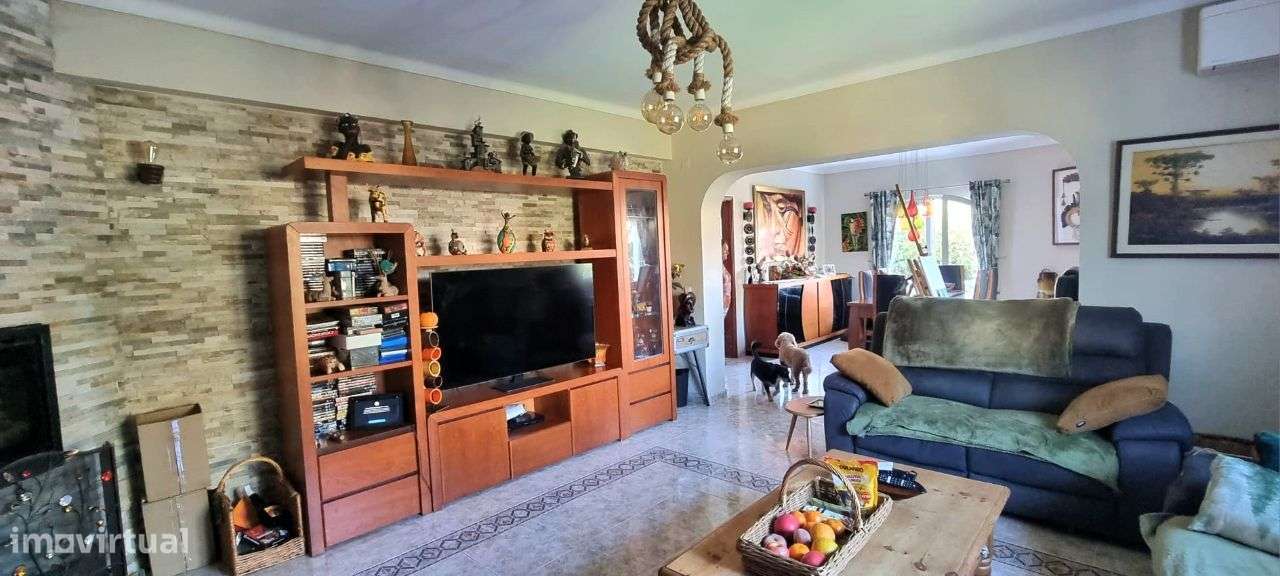 Moradia T5 com piscina, Brejos de Azeitão, Azeitão-18