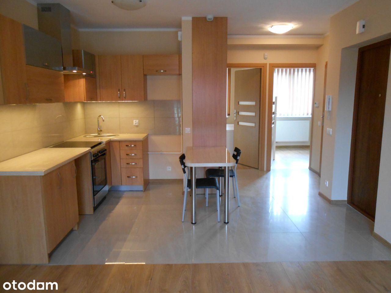 Mieszkanie - Lokal 46 m2, 3 pokoje, bezpośrednio