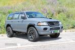 Mitsubishi Pajero Sport 2.5 TD GLS - 1