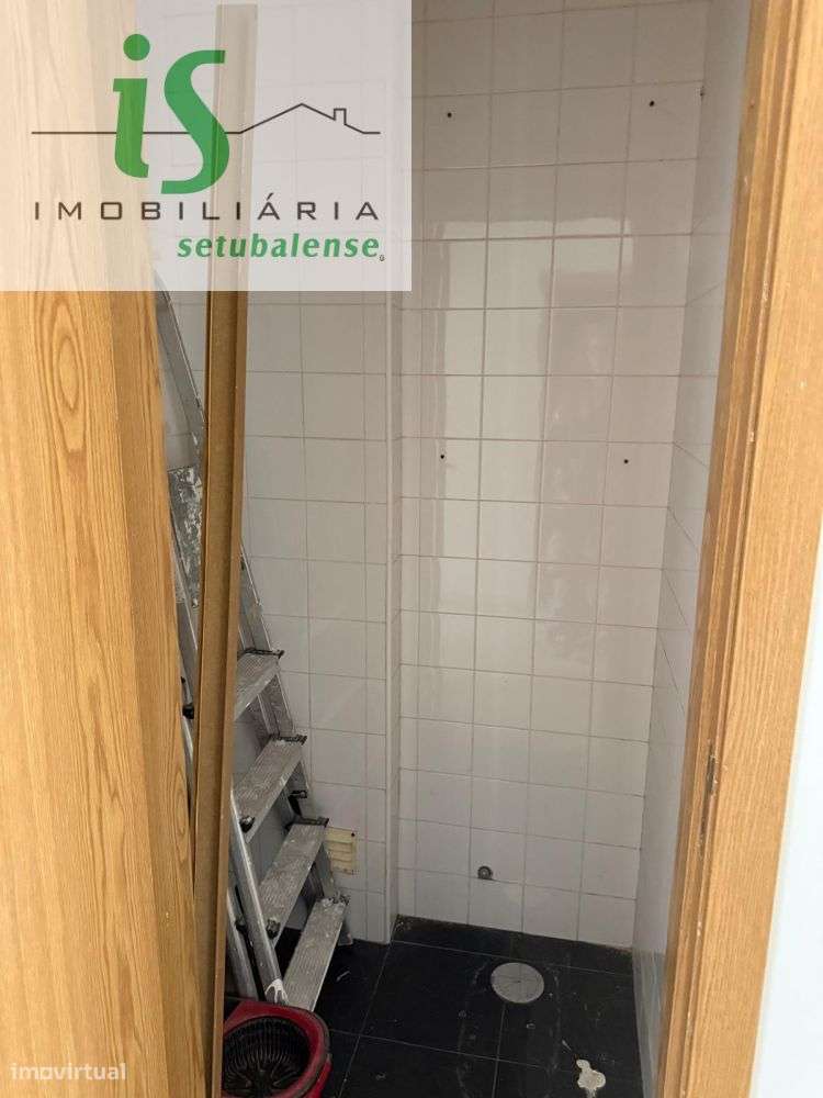 APARTAMENTO T3 NO MONTALVÃO EM SETÚBAL (3º ANDAR SEM ELEVADOR EXCEL-7