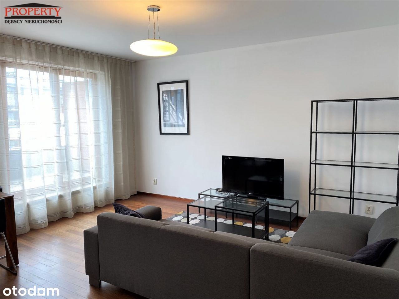 Apartament W Centrum Łodzi, Miejsce W Garażu