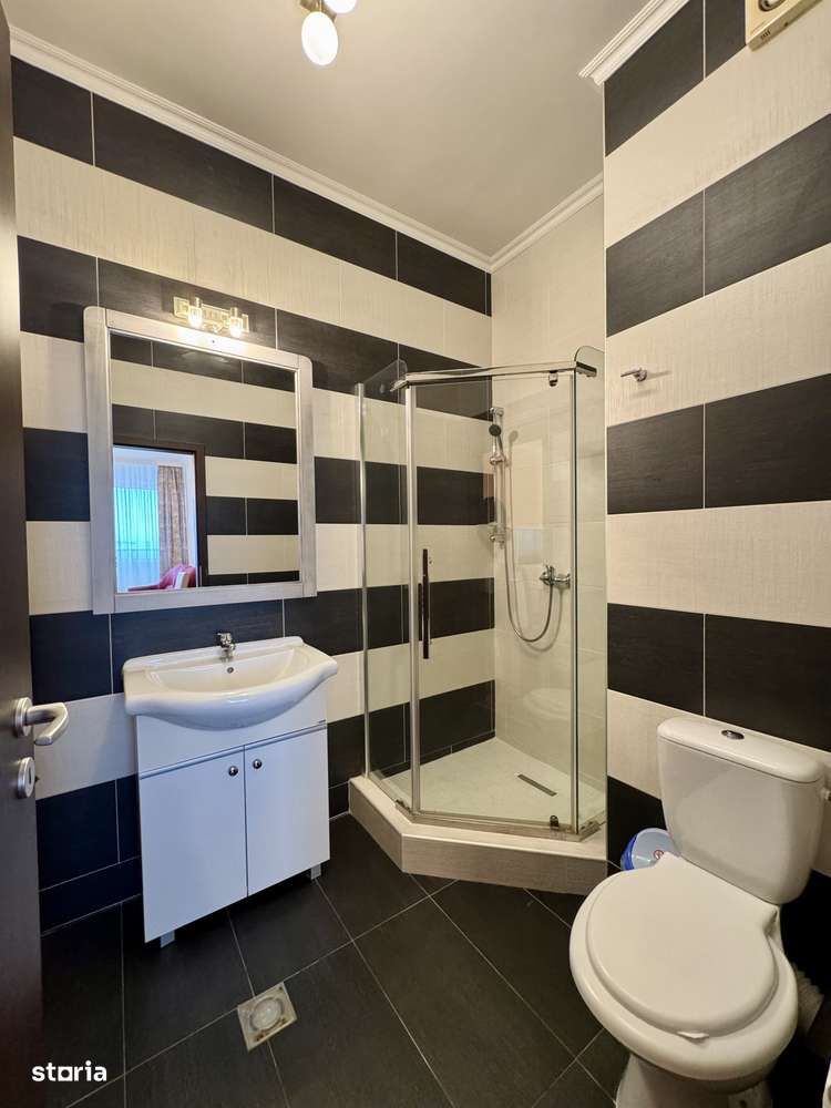 Vand apartament spatios, 3 camere, ARED-UTA-11