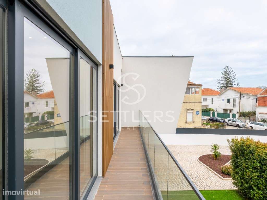 Moradia T4 isolada - Parede-23