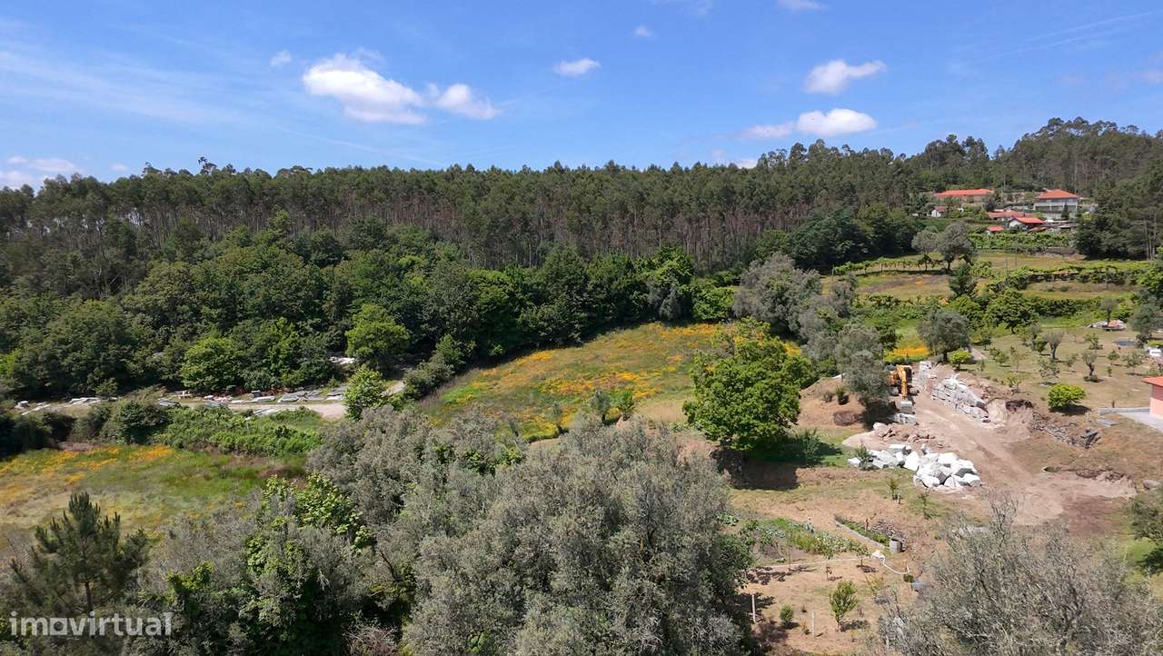 Terreno de 700m2 c/ Ruina-29