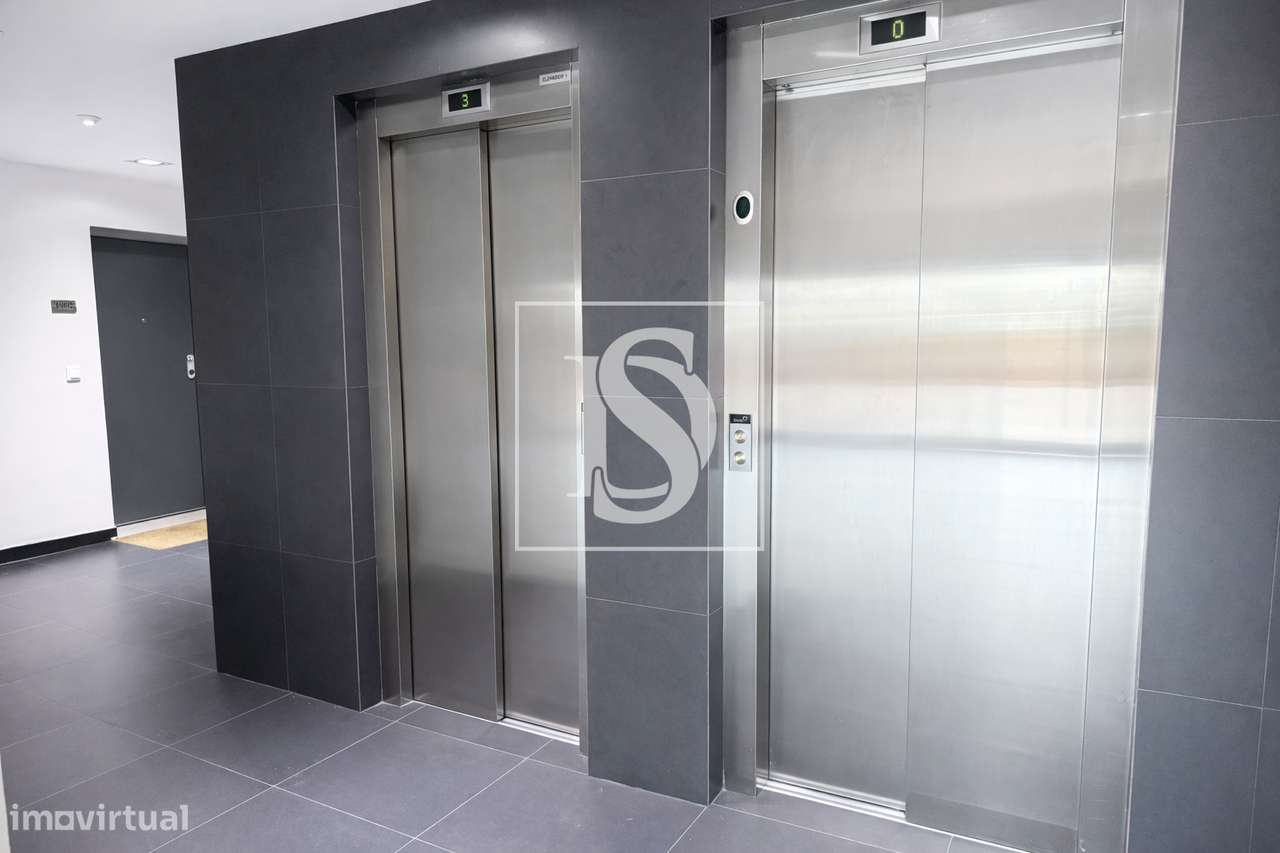 Apartamento T4 - Torres Novas-23