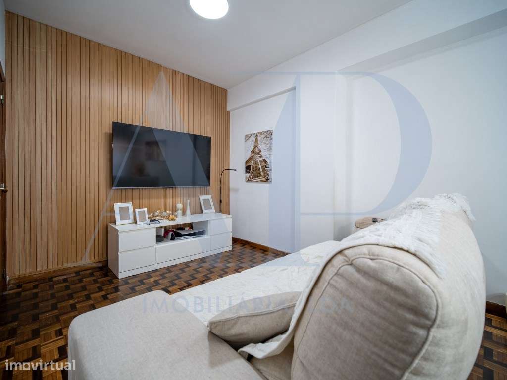 Apartamento T3+1 na Av. Londres - Grande imagem: 5/15
