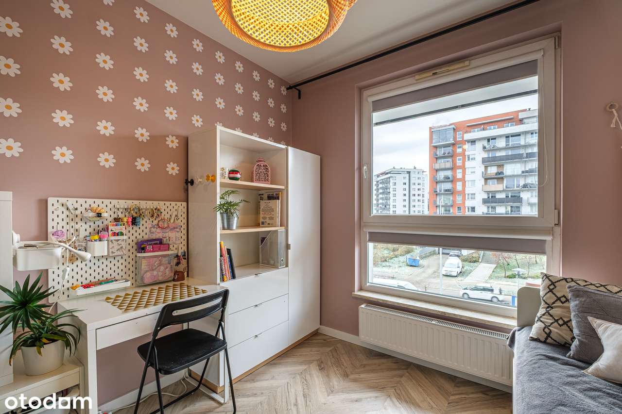 3 pokoje z dużym balkonem i klimatyzacją | 700 m do PKM | 2017 r-13