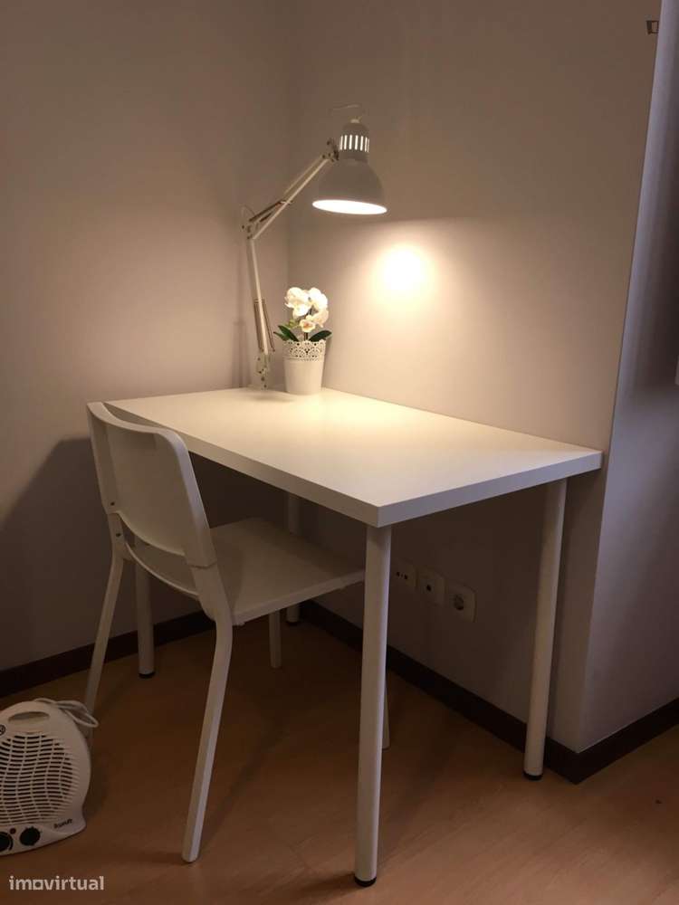 Quarto - localizado em Alta Universitária Coimbra - Grande imagem: 5/8