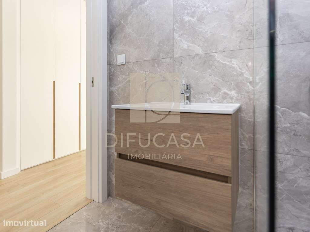 R192_ Moradia T3 + anexo (27m2)-27