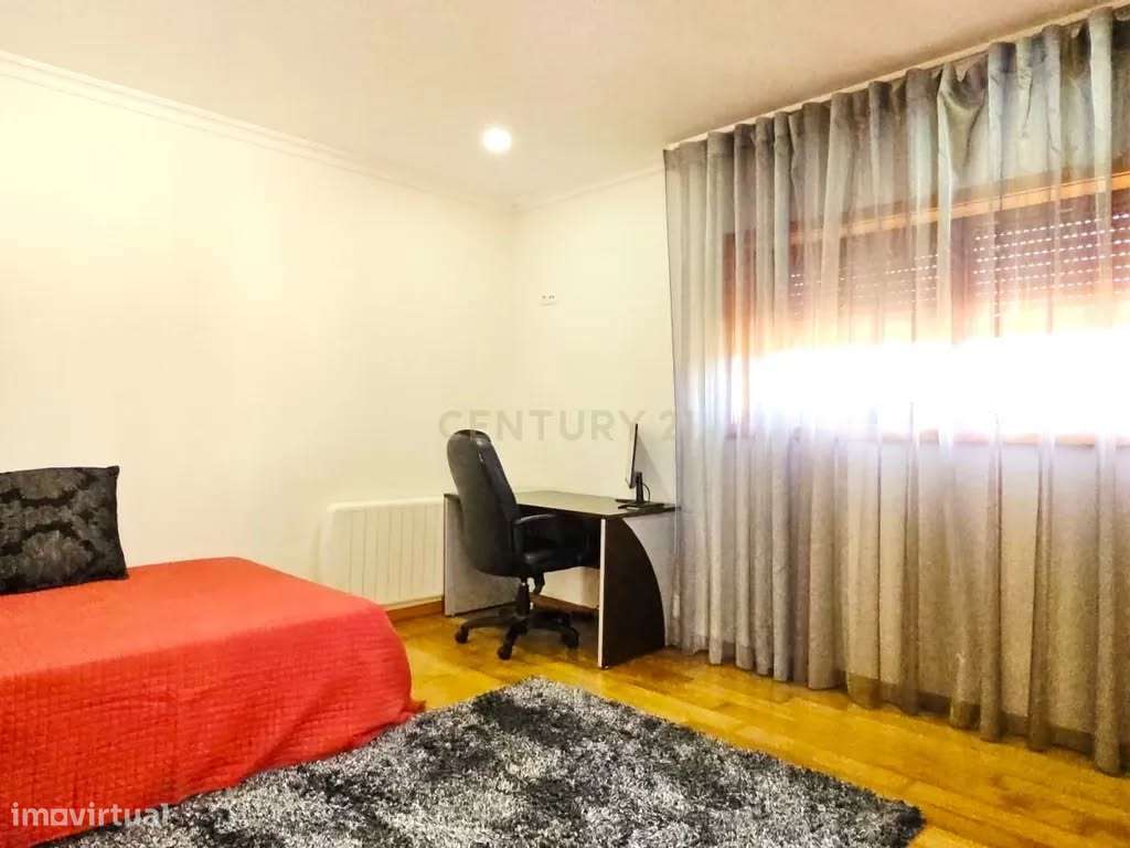 Moderna Moradia T4 com Piscina em Aldreu, Barcelos-29