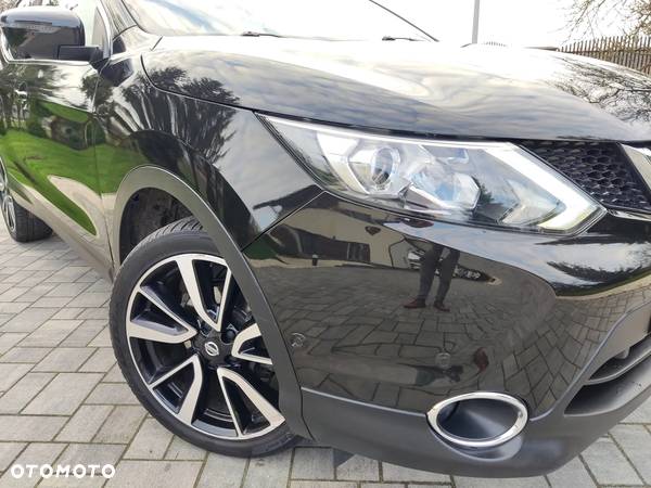 Nissan Qashqai 1.5 dCi TEKNA - 13