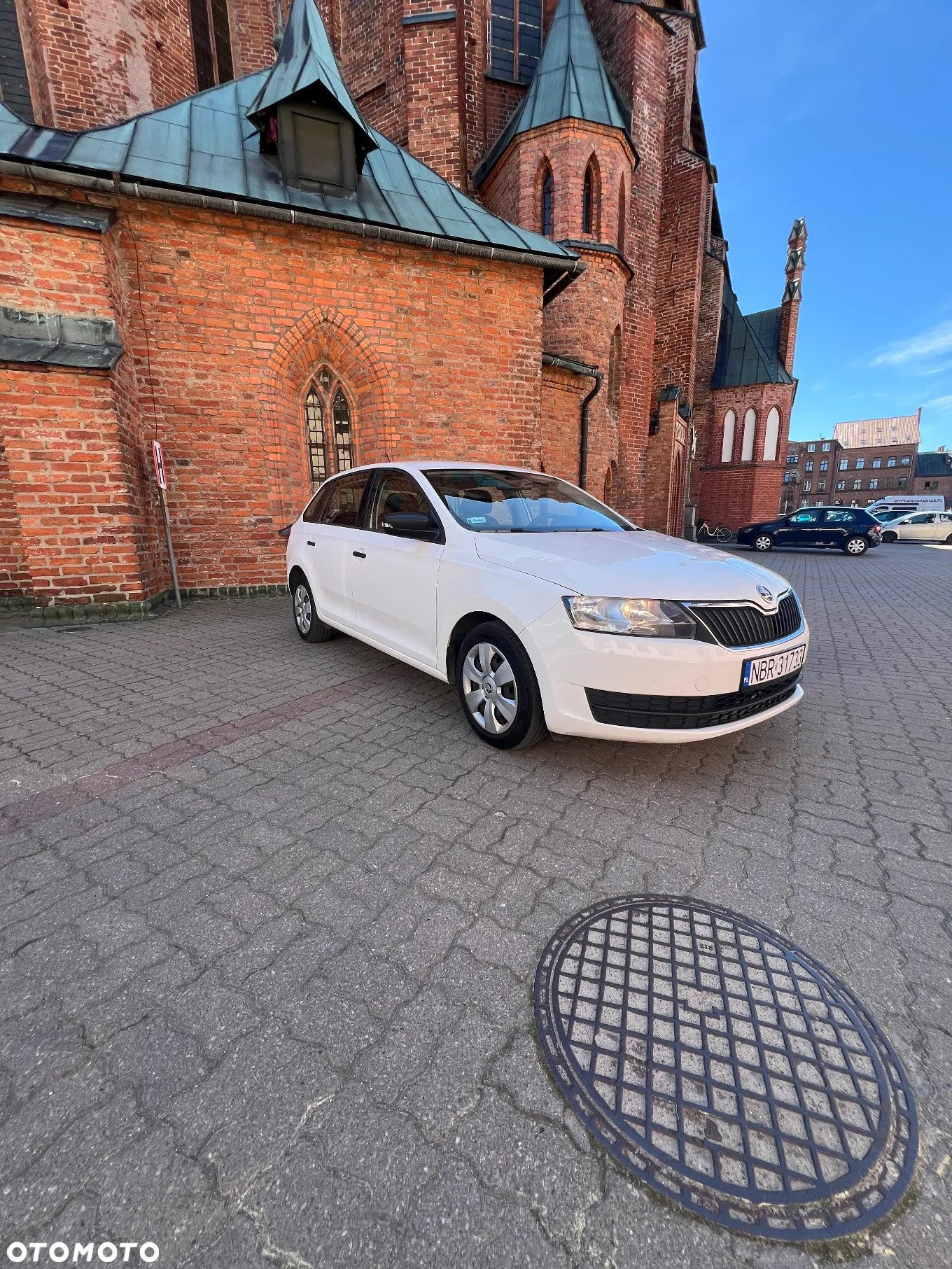 Skoda RAPID 1.2 TSI Active - 4