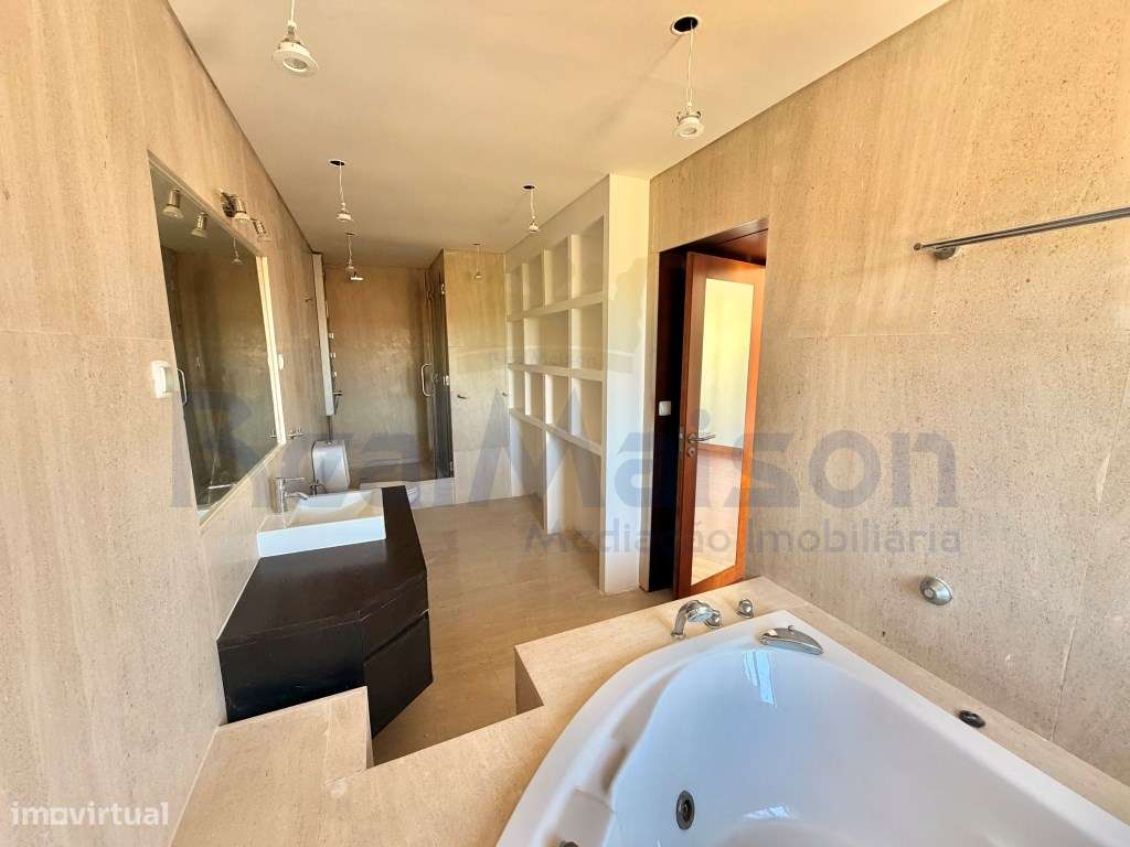 Moradia T4 em Manique com ótimo terreno - Cascais-25