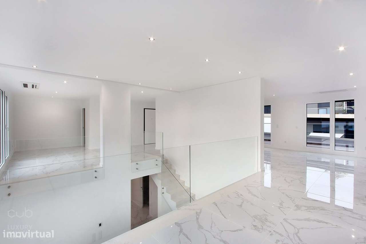 Apartamento T4+1 Duplex - Grande imagem: 1/36